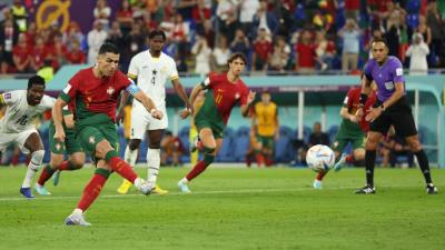 世界杯早报：C罗5届破门葡萄牙3-2 内马尔伤退巴西2-0 