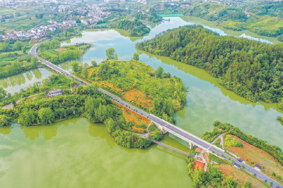 山水车城 宜居十堰 | 四好农村路 乡村添新景