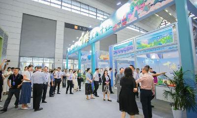 2023西部消费精品博览会举行 十堰馆备受关注