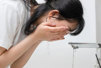 秋冬皮肤干燥该咋办？这份护肤小妙招值得收藏