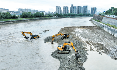 疏浚河道 保障安全