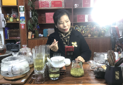 生活历经波折始终坚强不屈，这个十堰女子卖土货拼出精彩生活