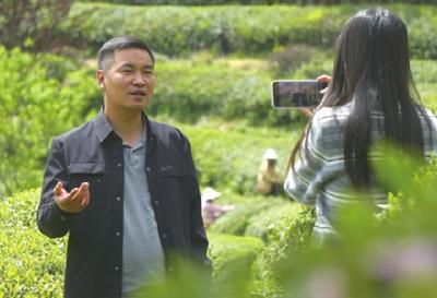 乡愁变商机流量变“留量”  家乡推介官让乡村“C位出道”