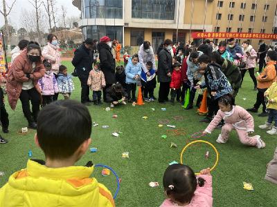 魔法森林幼儿园：“兔发奇想 玩转元宵”亲子活动 弘扬了民族优秀文化