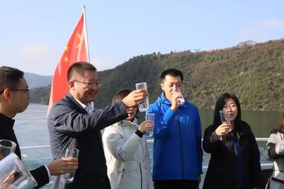 京堰青年环保组织携手开启“南水北调水源地之行”