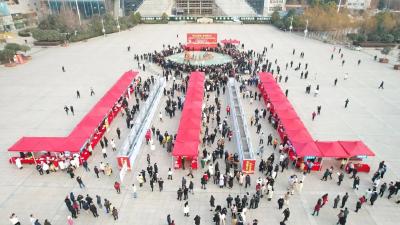 65家企业供岗5588个！郧西举行“春风行动”暨鄂郧劳务协作招聘会！