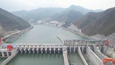 郧西： 湖北重点水利工程项目  汉江孤山航电枢纽下闸蓄水
