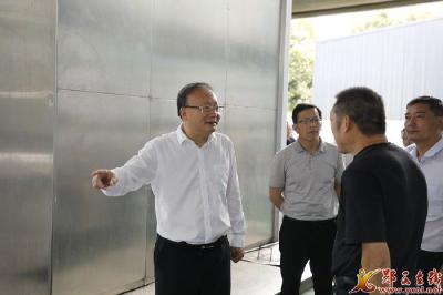 查宏:狠抓落实集中攻坚 全力以赴提速增效
