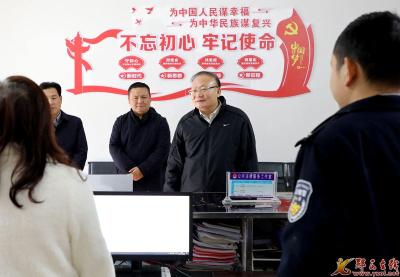 査宏：树立大抓基层鲜明导向 着力提升为民服务能力