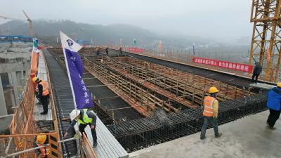 湖北十堰：十巫北高速郧西段南枢纽互通建设加速推进