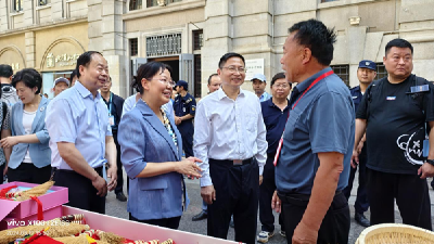 我县两家企业参加“爱铸荆楚”系列关爱活动