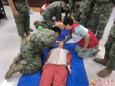 县红十字会应急救护培训走进人武部