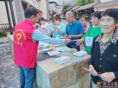 湖北口回族乡开展“6·25全国土地日”宣传活动