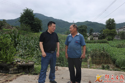 县农业农村局：农技专家一线指导灾后生产自救