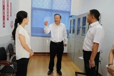 查宏带队督导秋季开学并召开教育工作现场会强调：筑牢校园安全防线 确保开学平稳有序