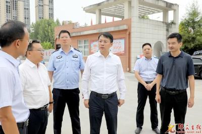 王兵：坚持教育优先发展 办好人民满意教育