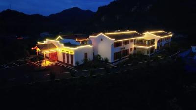 十堰郧西：“流量”变“能量” 点燃夜经济