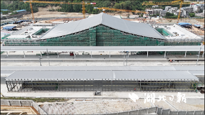 十堰郧西：西十高铁郧西站房项目建设进展顺利