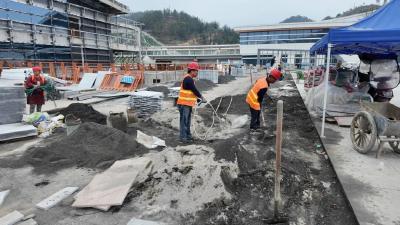 郧西站已就位，高铁即将抵达……