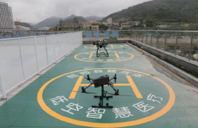 全省率先起飞！郧西开通空中健康通道！