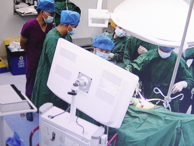 县中医医院成功开展腹腔镜下膈疝修补术