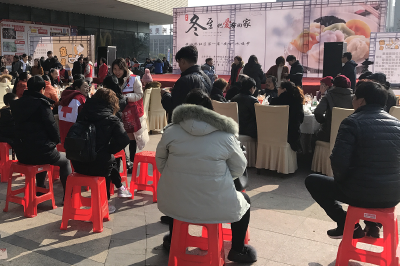 冬至节！安心桥社区举办包饺子大赛 添欢乐