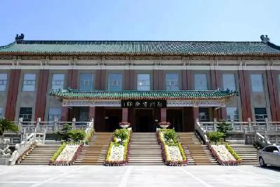 荆州博物馆明日恢复对外开放！暂停旅游、游学等团队接待