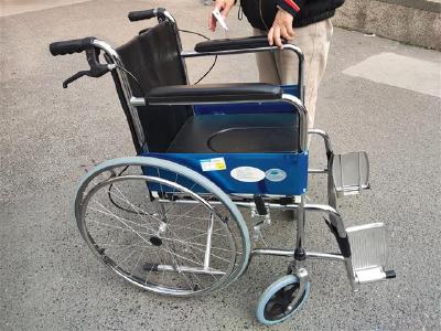 爱心接力 全新轮椅送给有需要的人 