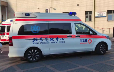女子午后户外带娃，因热射病去世！这些情况要及时干预→