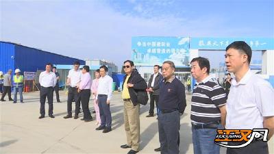 荆州市级老领导视察全市重大交通项目