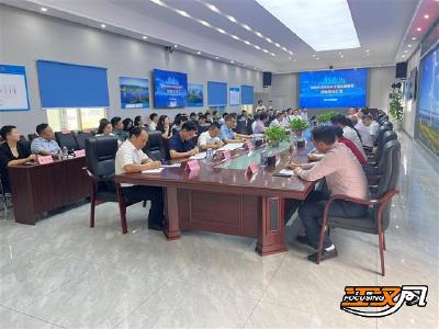 省、市政协委员视察荆州市重点交通项目