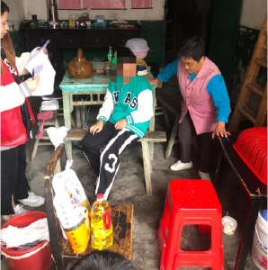 关爱困境儿童 助力健康成长！荆州市未保中心“双节”送温暖 