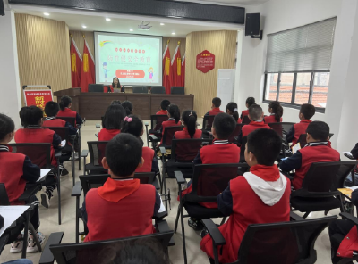荆州区民主社区组织开展“保护儿童 防范性侵”安全教育活动