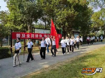 2023 年湖北省老年人重阳登高荆州分会场活动举行