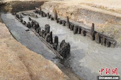 湖北荆州郢城遗址发现罕见秦汉时期桥梁遗存