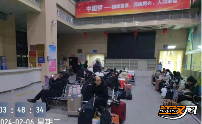 荆州客运枢纽站暖心服务百余名滞留旅客
