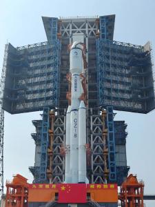 鹊桥二号中继星，择机发射！