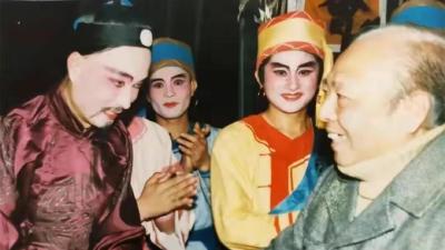 监利市百名文艺爱好者素描——荆州花鼓戏省级非遗传承人 唐永才