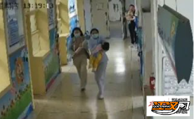 荆州一医急诊科紧急救援 护士一路狂奔送患儿入病房