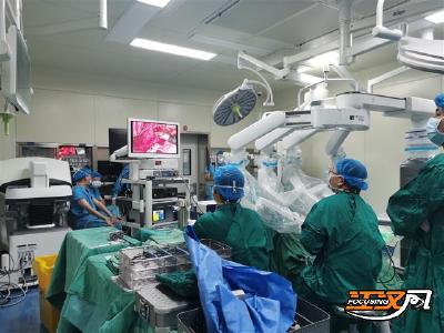 湖北省首台“5G+国产腔镜机器人”远程手术顺利完成