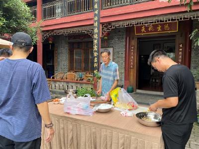 央视总台《味道》栏目行程满满  深入探访荆州美食