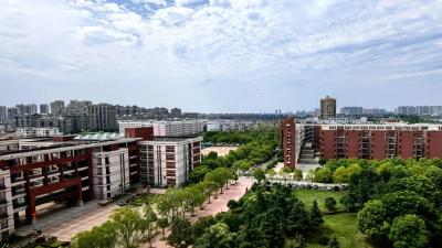 长江大学在多个社会排行榜中进位明显