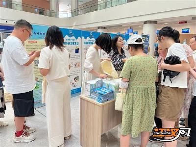 荆州市外办开展“领保护航 平安同行”领事保护宣传活动