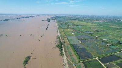 国家防办、应急管理部调派排涝力量增援湖南华容