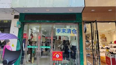 监利市：爱心清凉益站 为高温下的劳动者送清凉