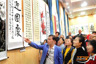 石首市举行庆祝中华人民共和国成立75周年暨甲辰重阳书画展