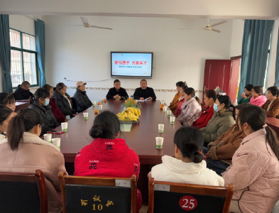 眼见为“食” “味”爱助长！公安县章田寺小学举行“家长·食堂开放日”活动