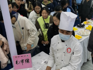 “监利面点师”亮相湖北省第二届“湖北工匠杯”技能大赛