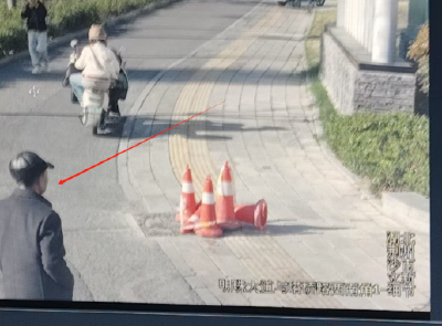 【寻人】82岁老人离家彻夜未归，家人急寻！