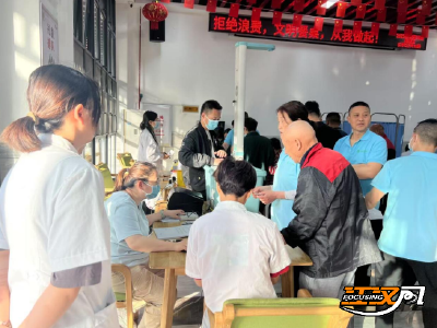 荆州区中医医院走进福利院开展老年人体检活动